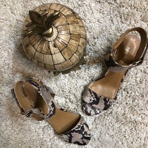 Women’s Nine West Sandals size 8